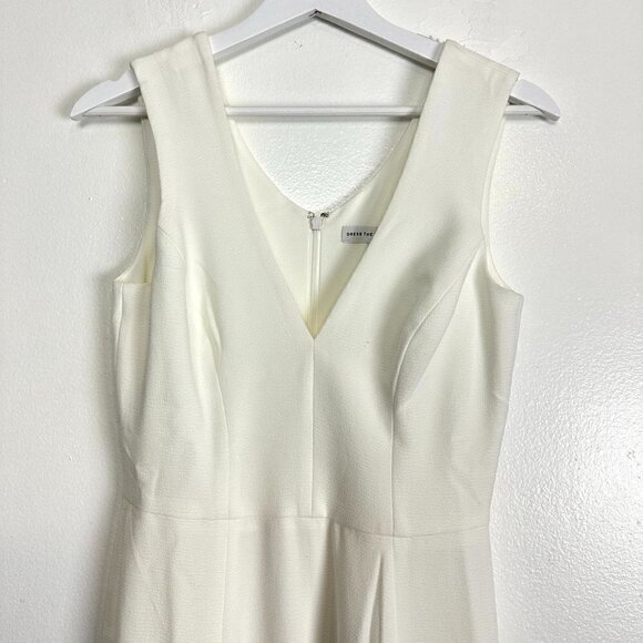 DRESS THE POPULATION Sandra Plunge Crepe Trumpet Gown in Off White Size Small - Picture 6 of 14